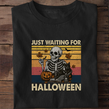 Just Waiting For Halloween Funny Cat Skeleton T-Shirt
