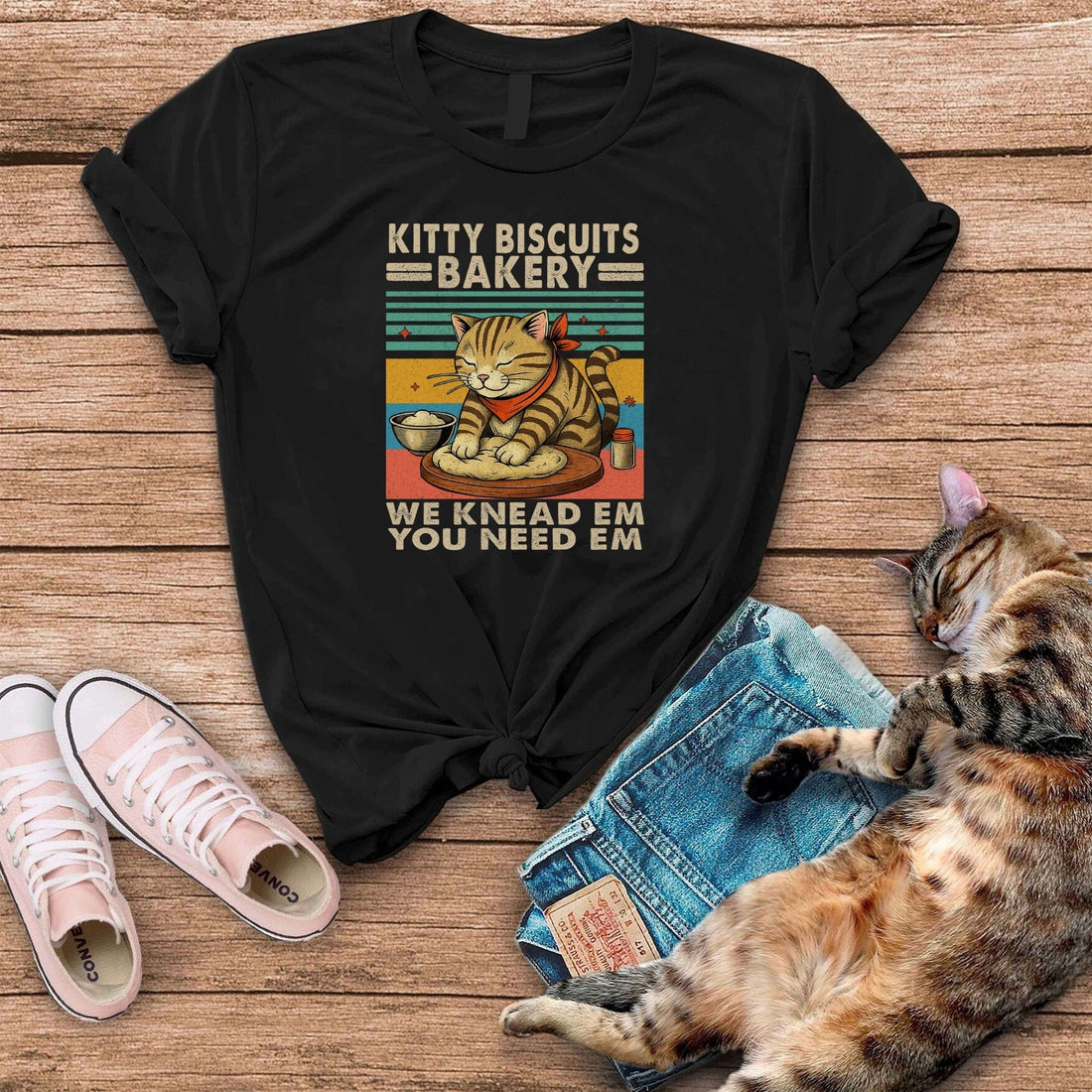 Kitty Biscuits Bakery Cat Baking T-Shirt