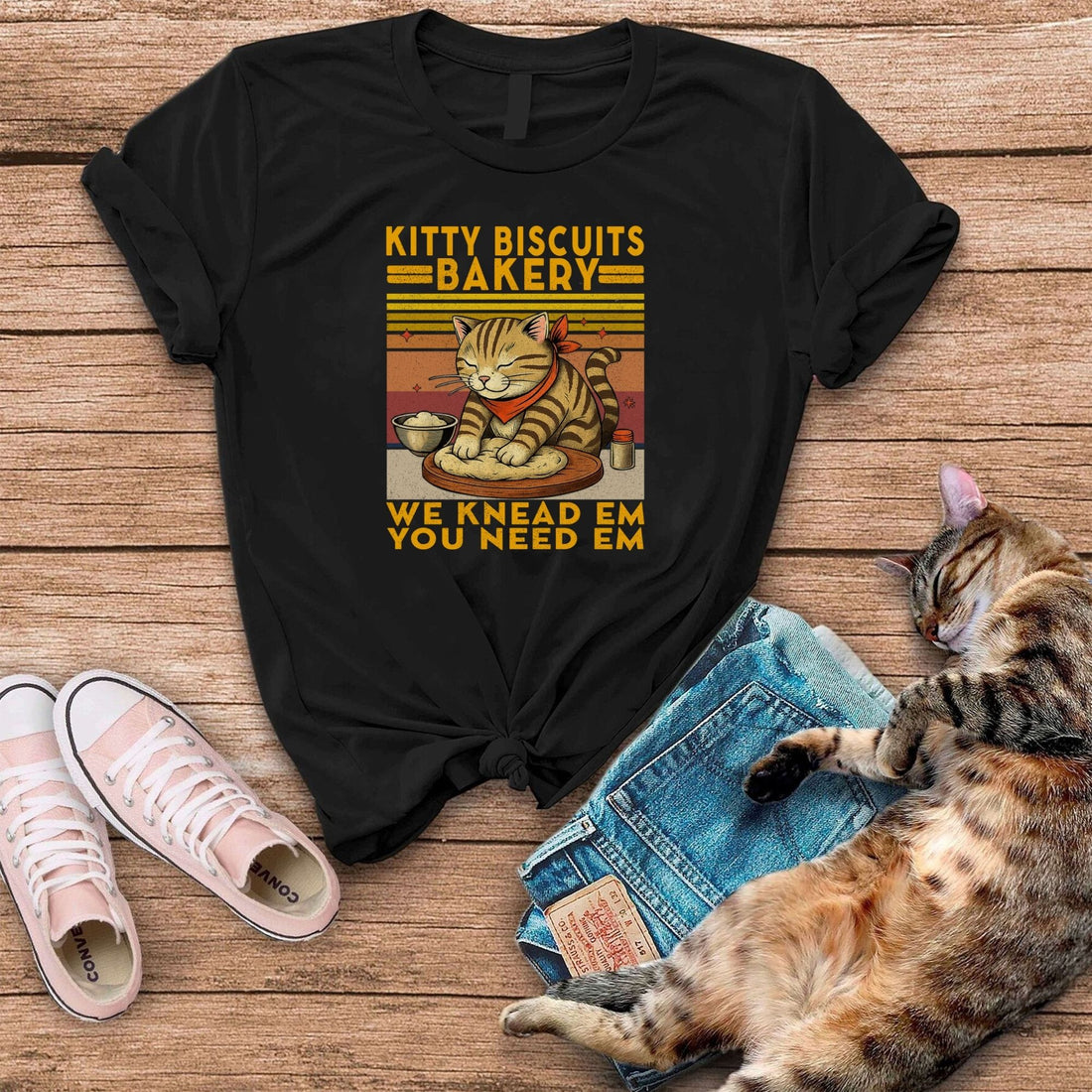 Kitty Biscuits Bakery Cat Baking T-Shirt