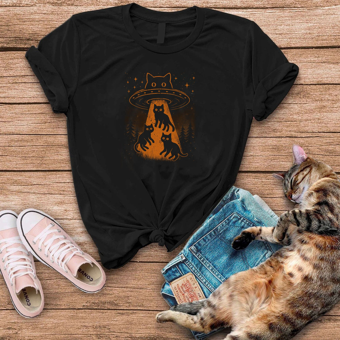 Cat UFO Cat Lover T-Shirt